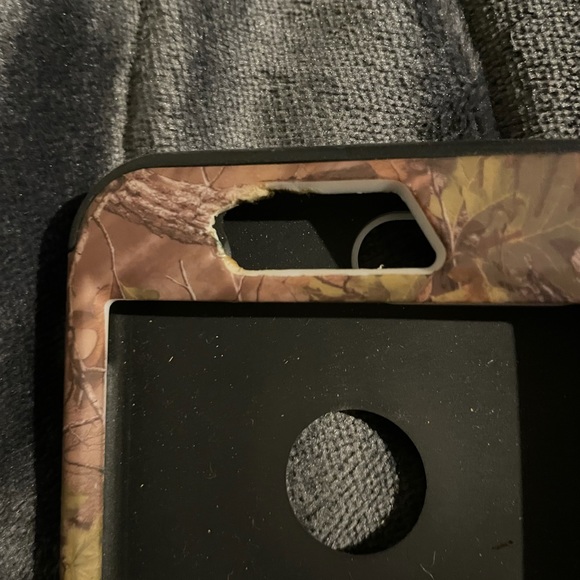 Camo phone case - Picture 3 of 3